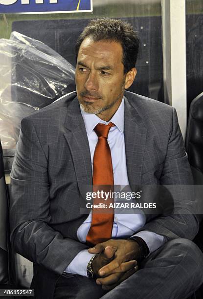 The coach of Mexico's Leon, Gustavo Matosas gestures during their Copa Libertadores football match against Bolivia's Bolivar, at the Hernando Siles...