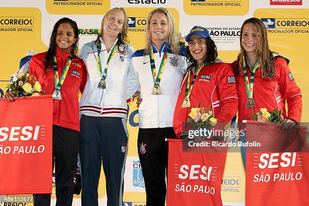 Giovanna Diamante , Etiene Medeiros, Jeanette Gray, Inge Deker and Daynara Paula in the podiun after the 200m Breaststroke final on day two of the...