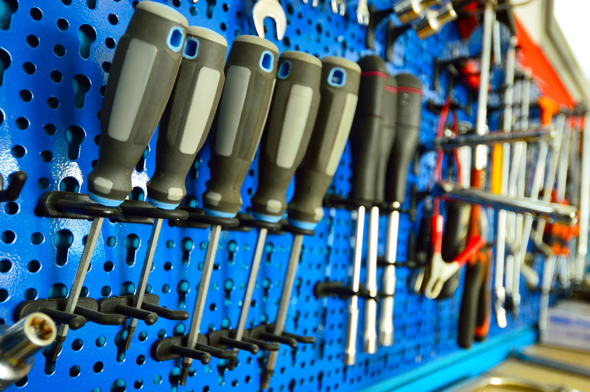 car maintenance tools