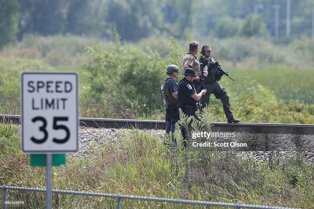 Suspects Sought After Suburban Illinois Police Officer Shot And Killed