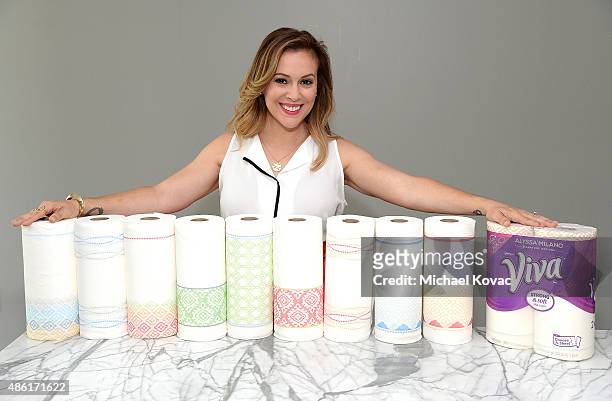 Alyssa Milano teams up with Viva Brand to transform traditional paper towels into kitchen couture with the launch of the Alyssa Milano Signature...