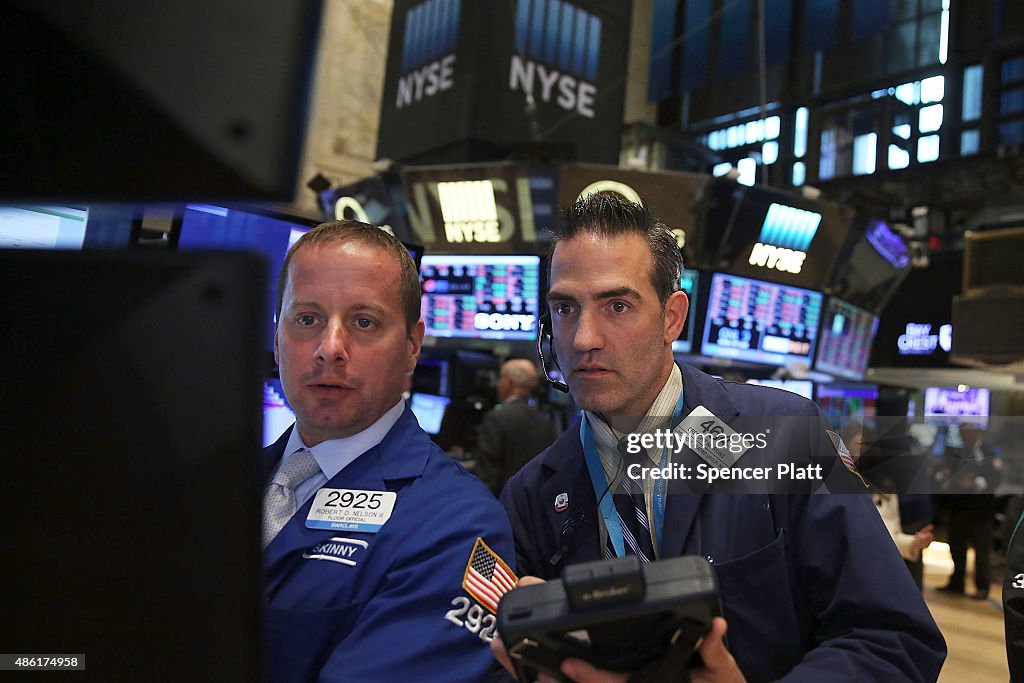 Dow Plunges Over 450 Points On Chinese Manufacturing Data