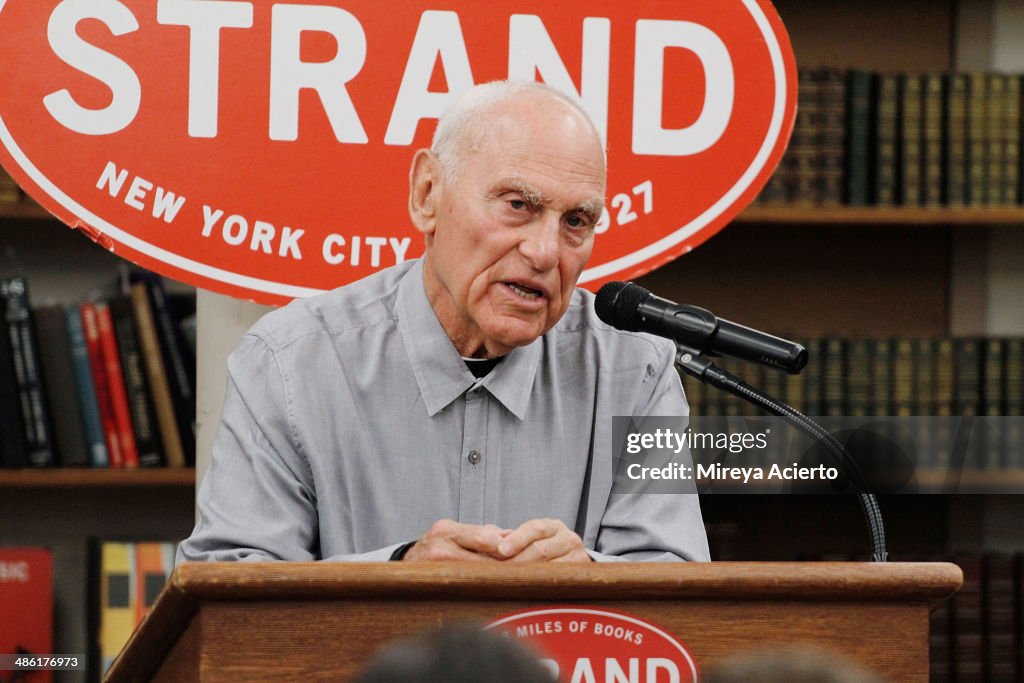 Richard Serra Visits The Strand