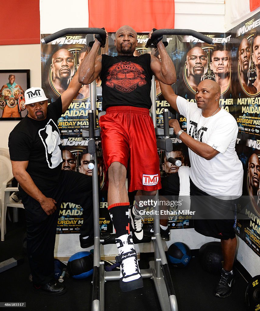 Floyd Mayweather Jr. Media Workout