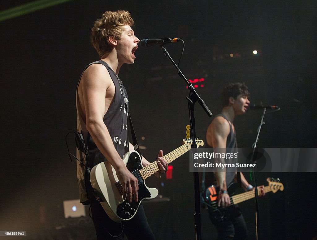 5 Seconds Of Summer In Concert - Show