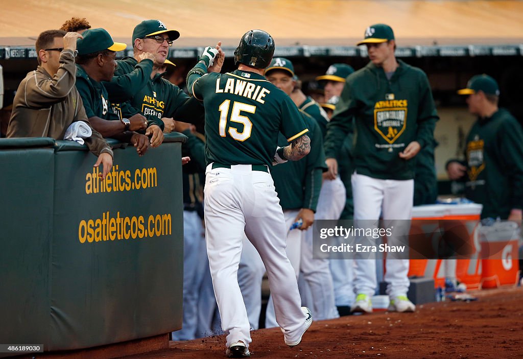 Los Angeles Angels of Anaheim v Oakland Athletics