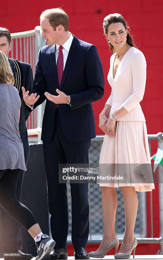 The Duke And Duchess Of Cambridge Tour Australia And New Zealand - Day 17