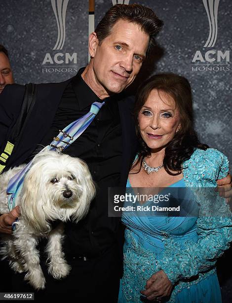 Rodney the Dog, Chris Isaak and Loretta Lynn backstage during the 9th Annual ACM Honors at the Ryman Auditorium on September 1, 2015 in Nashville,...