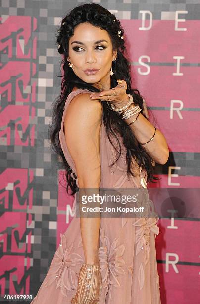 Actress Vanessa Hudgens arrives at the 2015 MTV Video Music Awards at Microsoft Theater on August 30, 2015 in Los Angeles, California.