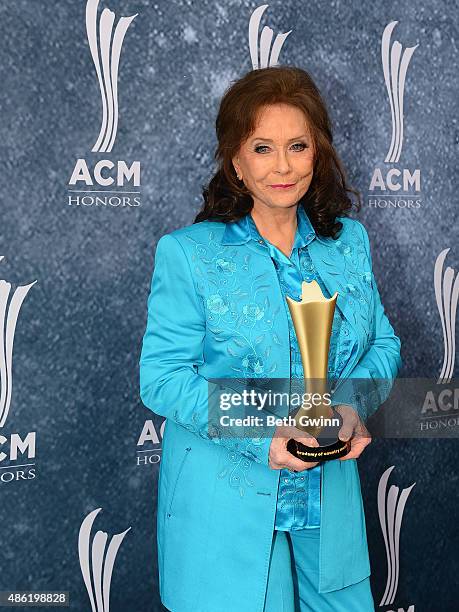 Loretta Lynn attends the 9th Annual ACM Honors at Ryman Auditorium on September 1, 2015 in Nashville, Tennessee.