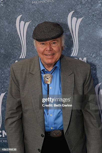 Roy Clark attnds the 9th Annual ACM Honors at Ryman Auditorium on September 1, 2015 in Nashville, Tennessee.