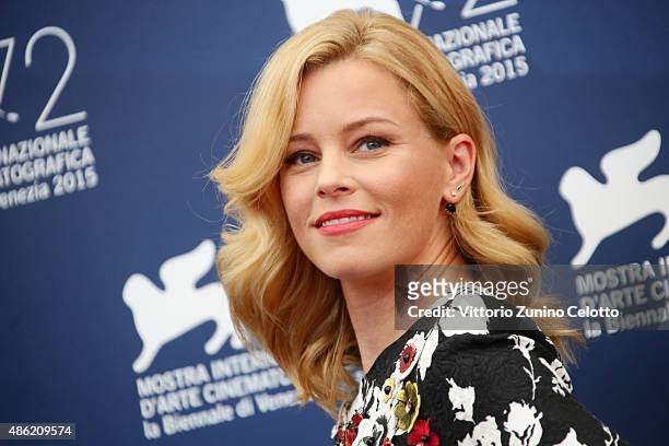 Jury member Elizabeth Banks attends the Venezia 72 Jury Photocall during the 72nd Venice Film Festival on September 2, 2015 in Venice, Italy.