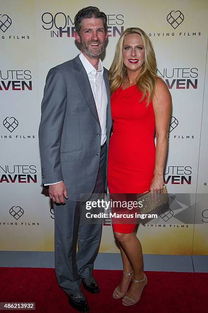 Shane Jackson attends '90 Minutes In Heaven' Atlanta premiere at Fox Theater on September 1, 2015 in Atlanta, Georgia.