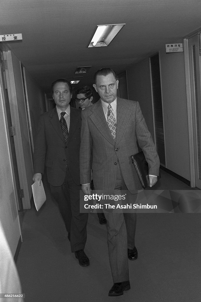 Dmitrii Polyanskii, ambassador of the Soviet Union to Japan visits ...