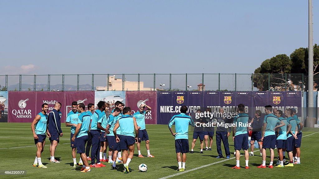 FC Barcelona Training Session