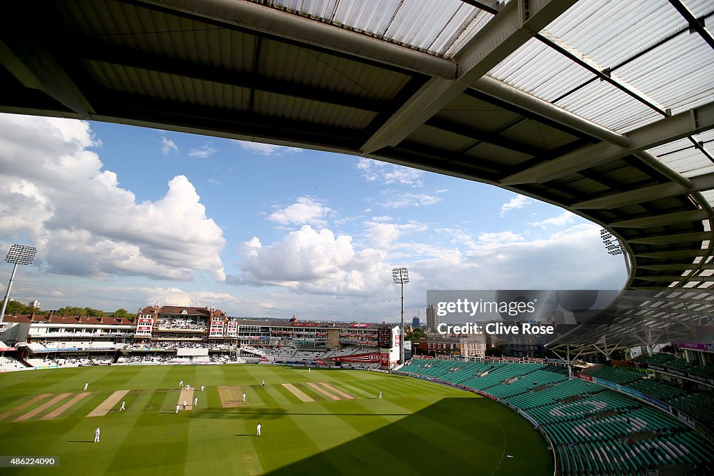 Surrey v Derbyshire - LV County Championship - Division Two