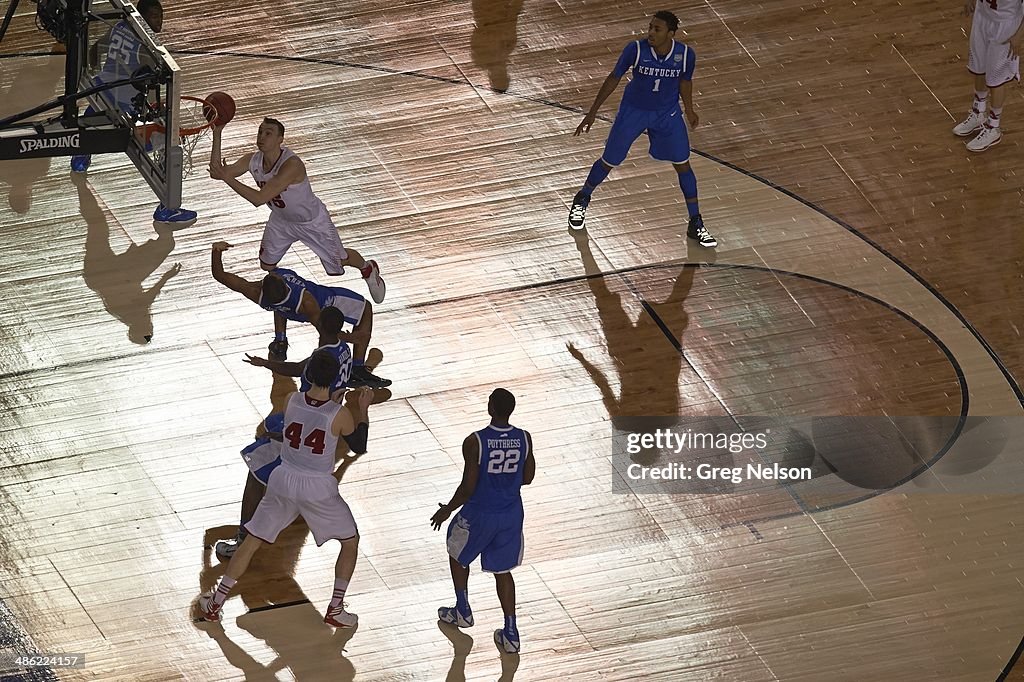 University of Wisconsin vs University of Kentucky, 2014 NCAA National Semifinals