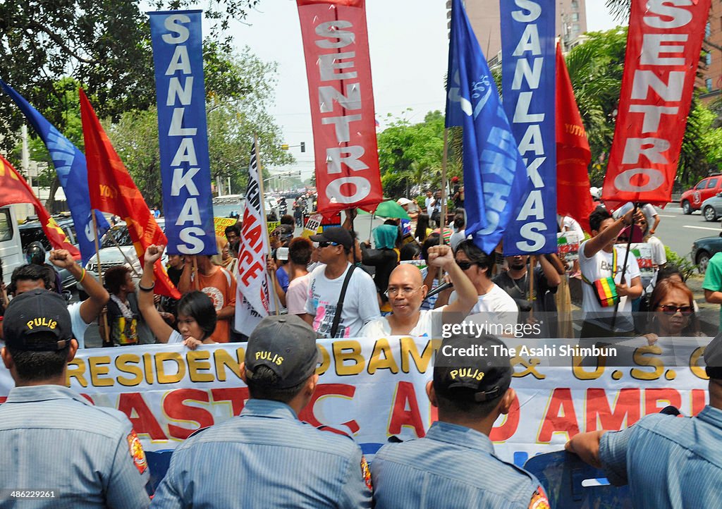 People Protest Against Obama Visit In Manila