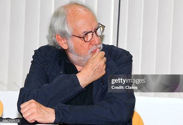 Director Arturo Ripstein gestures during "La Calle de la Amargura" film press conference at Instituto Mexicano De Cinematografia on August 31, 2015...