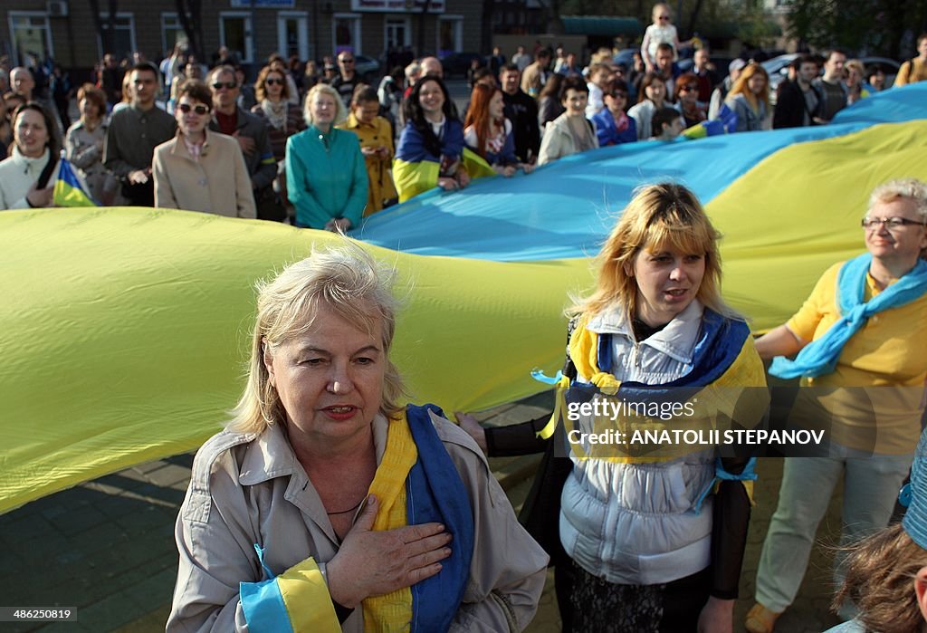 CORRECTION-UKRAINE-RUSSIA-CRISIS-POLITICS-DEMO