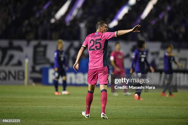 Eddy Bosnar of Central Coast Mariners looks on during the AFC Champions League Group F match between Sanfrecce Hiroshima and Central Coast Mariners...