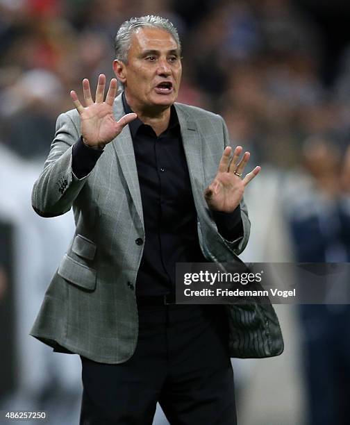 Head coach Adenor Leonardo Bachi of Corinthians gives advise during the match between Corinthians and Fluminense for the Brazilian Series A 2015 at...