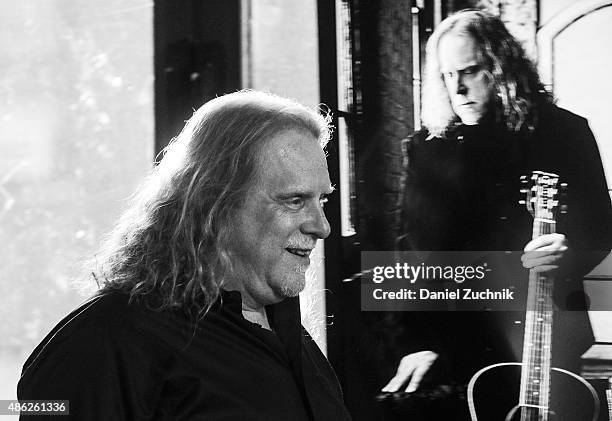 Musician Warren Haynes attends AOL Build to discuss his new album 'Ashes And Dust' at AOL Studios In New York on September 2, 2015 in New York City.