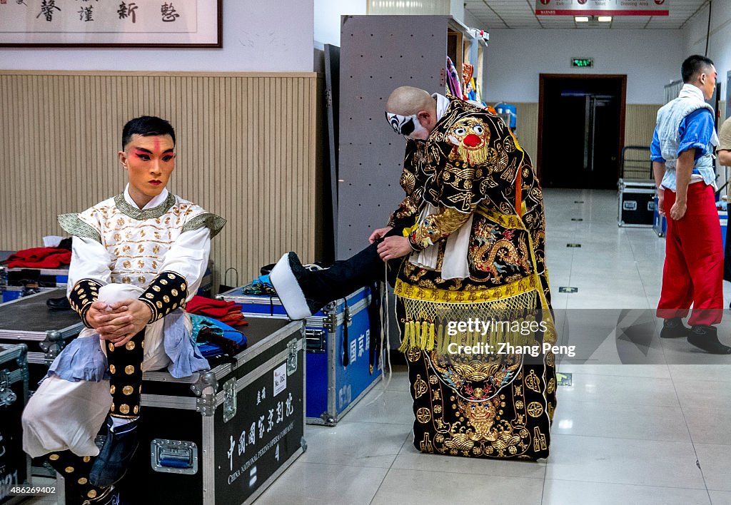 Behind the Scenes at the Peking Opera