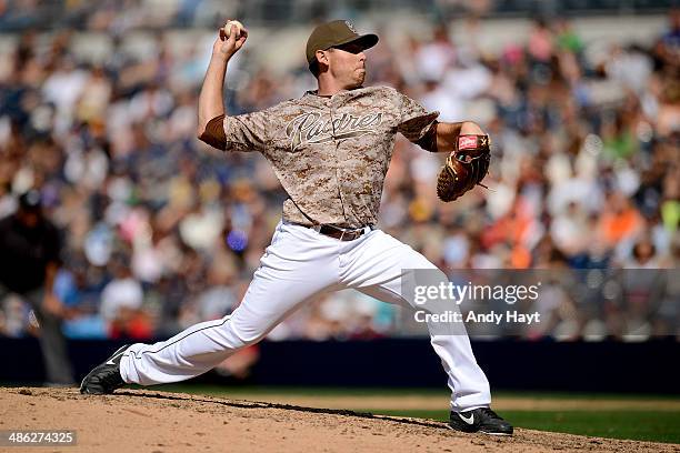 Tim Stauffer of the San Diego Padres pitches during the game against the San Francisco Giants at Petco Park on April 20, 2014.