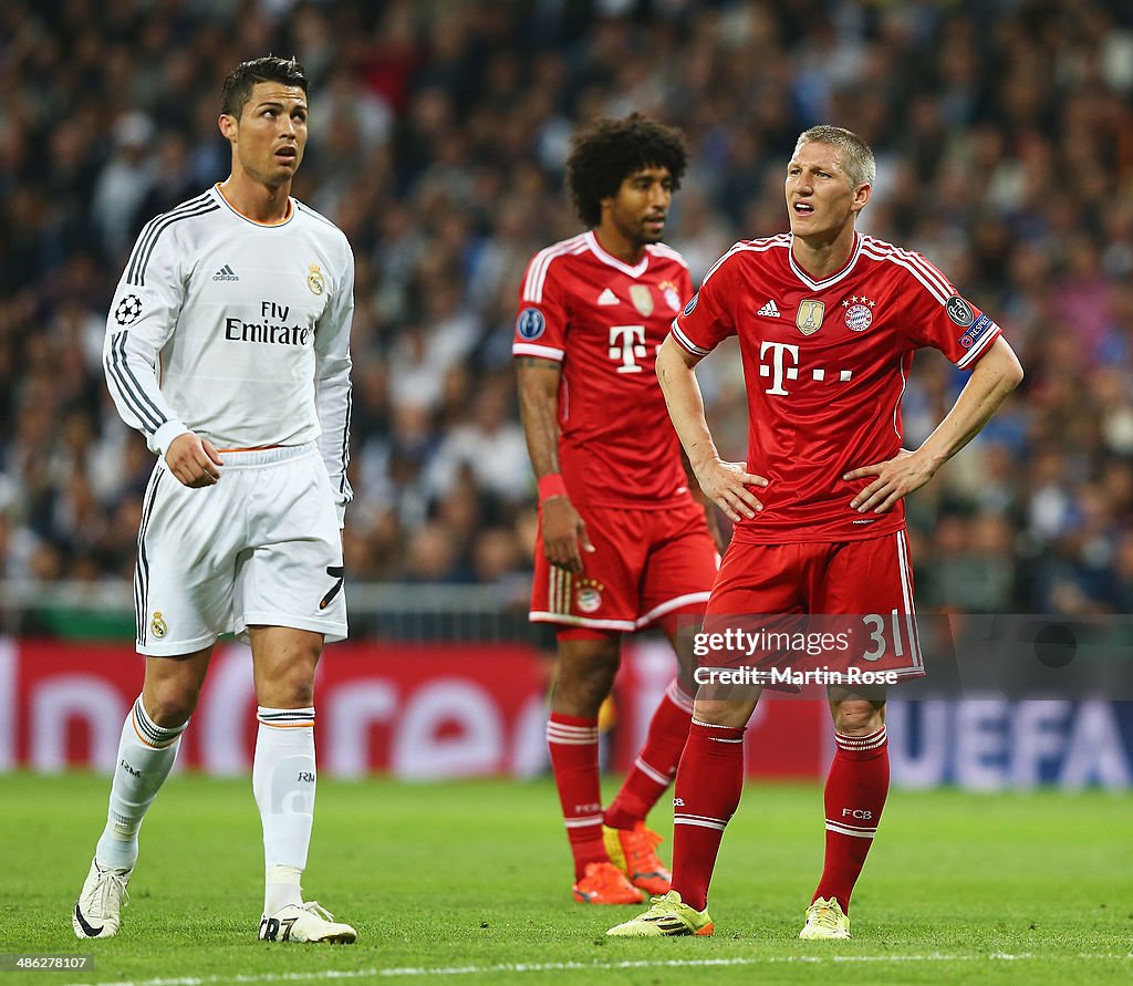 Real Madrid v FC Bayern Muenchen - UEFA Champions League Semi Final