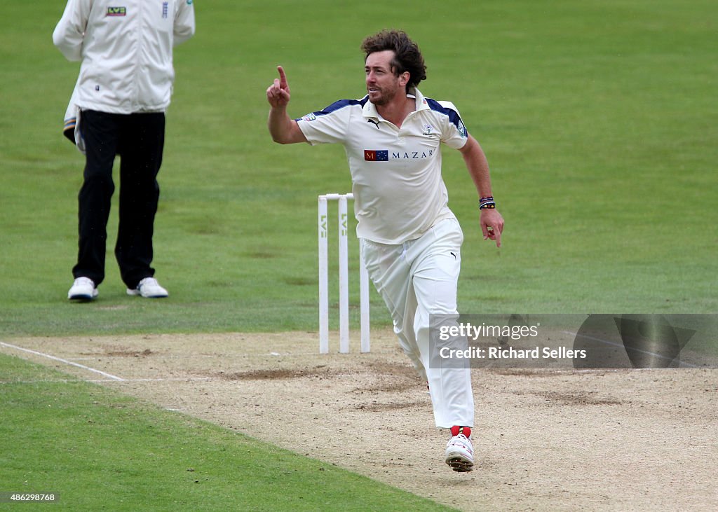 Yorkshire v Somerset - LV County Championship