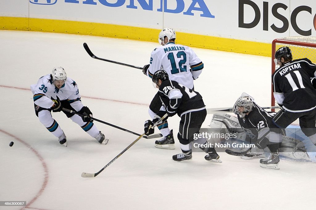 San Jose Sharks v Los Angeles Kings - Game Three