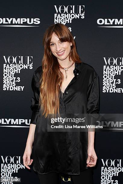 Sophie Lowe arrives at Vogue Fashion's Night Out on September 3, 2015 in Sydney, Australia.