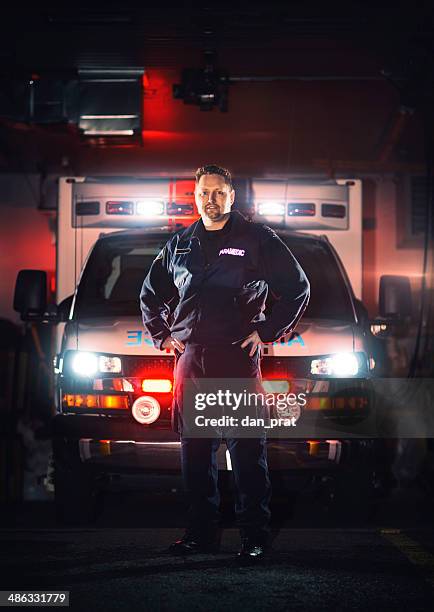 paramedic - paramedic portrait stock pictures, royalty-free photos & images