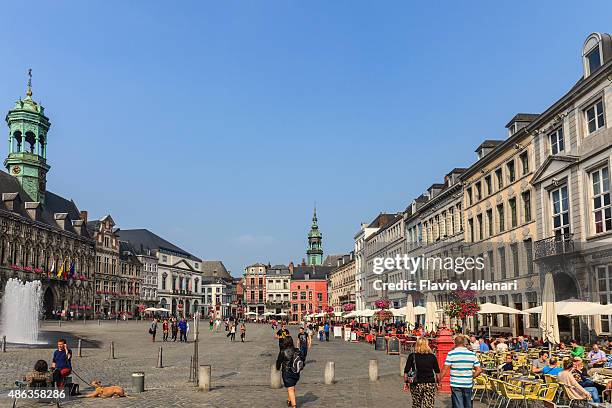 mons-grand place belgio - mons hainaut foto e immagini stock