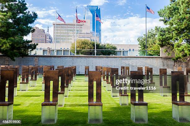 the oklahoma city national memorial - oklahoma city bombing fotos stockfoto's en -beelden