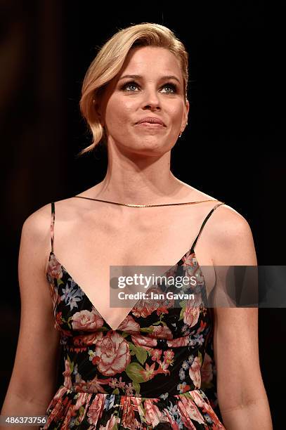 Elizabeth Banks attends a premiere for 'Beasts Of No Nation' during the 72nd Venice Film Festival at Sala Grande on September 3, 2015 in Venice,...