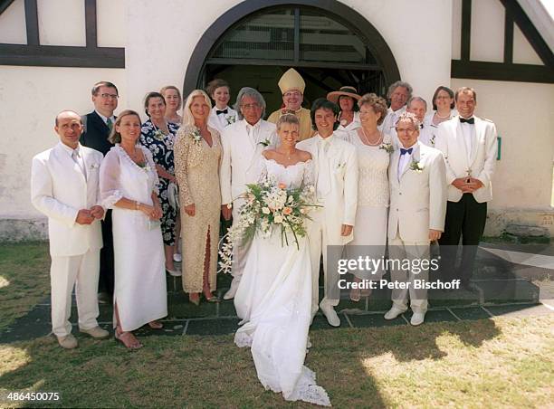 Marlene Charell , Trauzeuge Jean Michel Anque, Ehefrau Marianne Anque, Roger Pappini, Tochter Angelina Pappini, Ehemann Christian Fresz, Mutter...