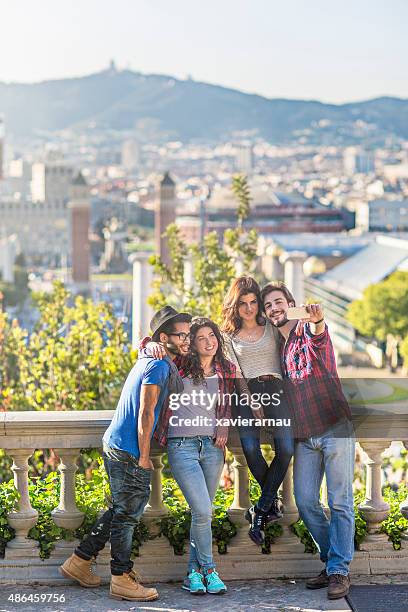 selfie in barcelona - barcelona cityscape stock pictures, royalty-free photos & images