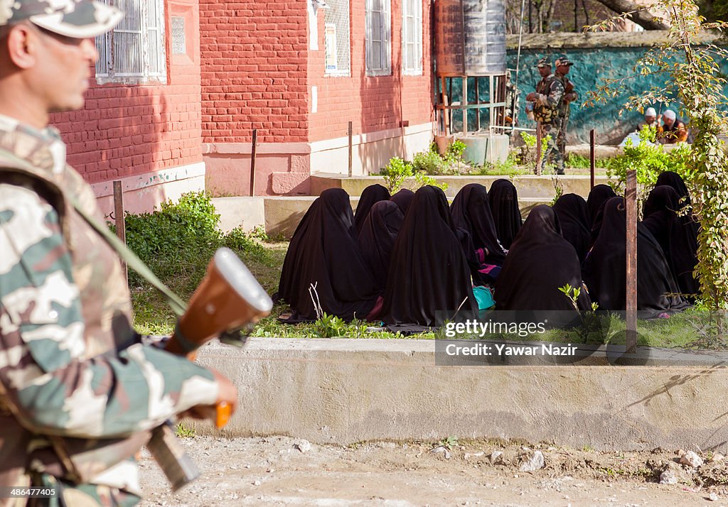 Poor Turnout On Indian Elections In Kashmir