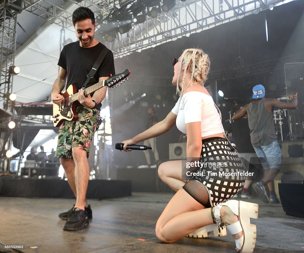 2014 Coachella Valley Music And Arts Festival - Weekend 2 - Day 3