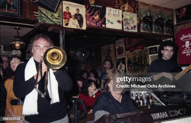 Don Randi Don Randi Photos and Premium High Res Pictures - Getty Images