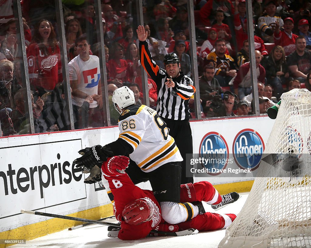 Boston Bruins v Detroit Red Wings - Game Four