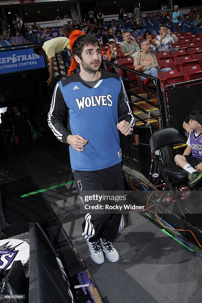 Minnesota Timberwolves v Sacramento Kings