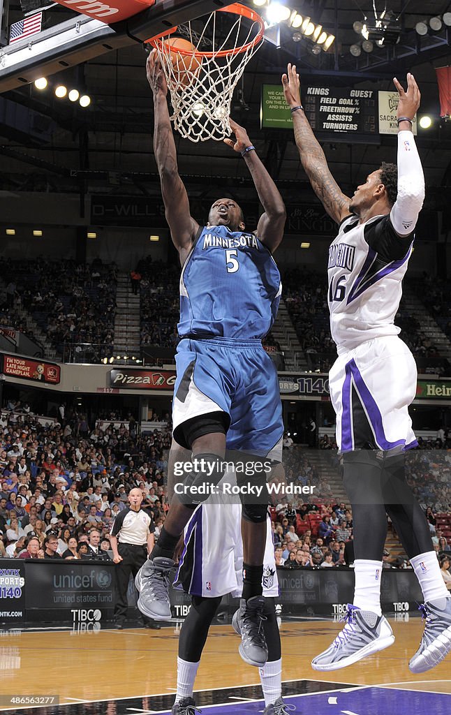 Minnesota Timberwolves v Sacramento Kings