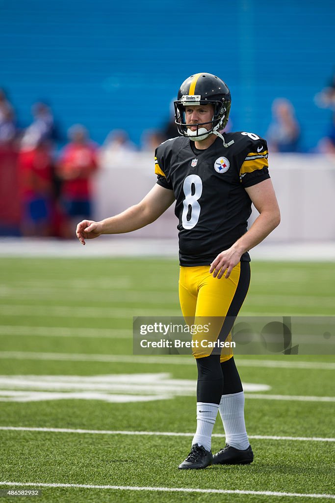 Pittsburgh Steelers v Buffalo Bills