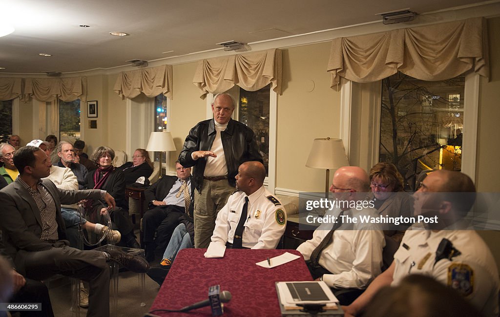 Community members meet to discuss skirmishes around the Smithsonian National Zoo
