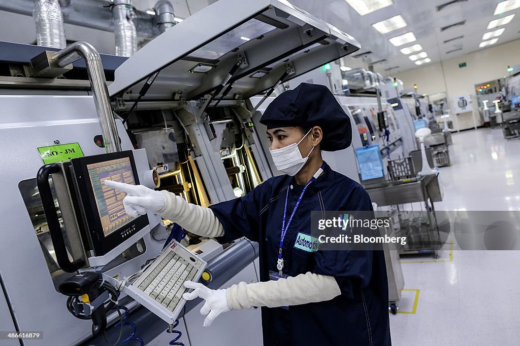 Production Inside A Hana Microelectronics Pcl Plant Ahead Of Thai Manufacturing Production Index
