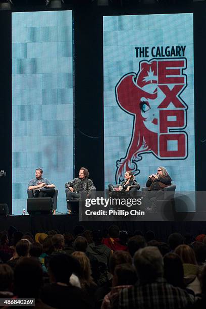 Nerdist moderator Daniel Casey, actor Kim Coates, actress Drea de Matteo and actor Mark Boone Junior participate in "The Sons of Anarchy" discussion...