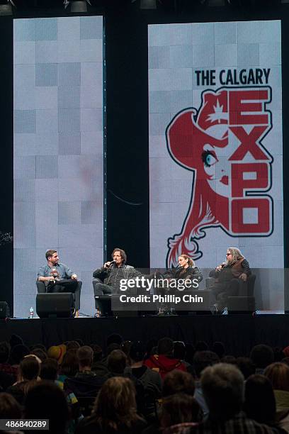 Nerdist moderator Daniel Casey, actor Kim Coates, actress Drea de Matteo and actor Mark Boone Junior participate in "The Sons of Anarchy" discussion...